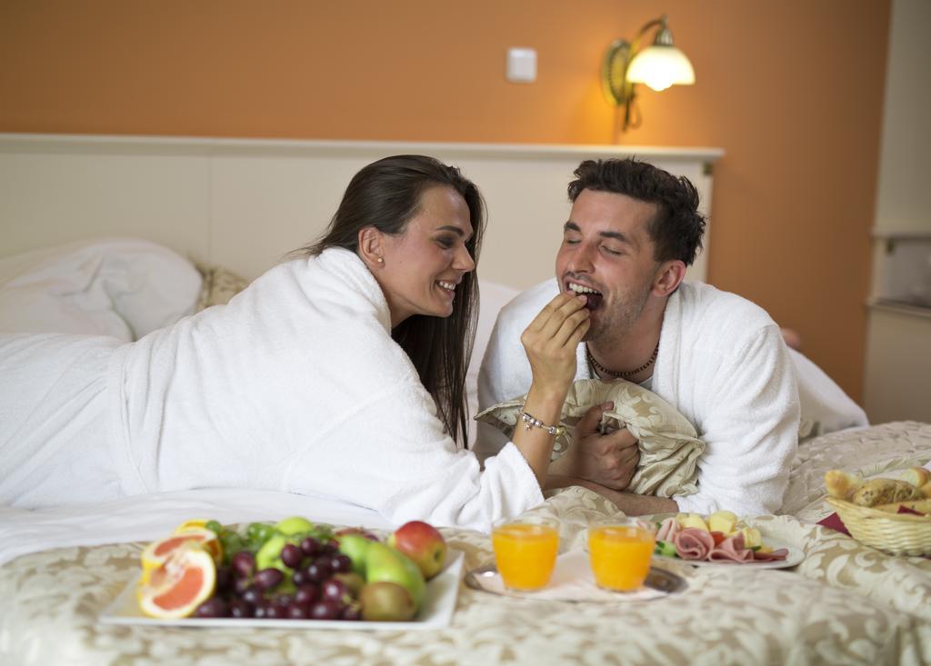 Spa Hotel Cajkovskij Karlsbad Eksteriør billede